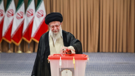 Eýranyň 14-nji prezident saýlawynyň ikinji tapgyryna Rewolýusiýanyň ýokary ýolbaşçysynyň gatnaşmagy