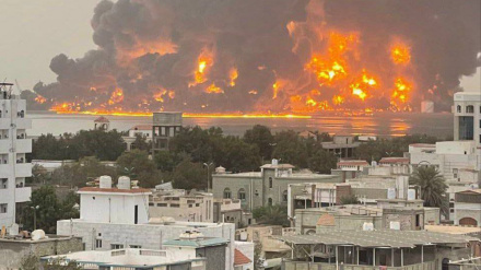 د یمن پر الحدیده ښار د صهیونیسټي رژیم هوايي برید او له امله یې اوښتې مرګ ژوبله