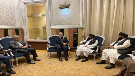 دیدار نمایندگان طالبان با کاظمی قمی در نشست دوحه