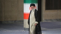 イラン最高指導者ハーメネイー師は5日、同国大統領選挙の決選投票に際し、「人々の関心は前回より高まっていると聞いている。もしそうであれば、喜ばしい。神の思し召しで、人々が最良の選択をできることを望む」と語りました。