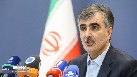 Имзои нахустин қарордоди паймони пулии Эрон ва Русия