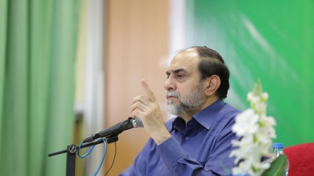 Les disciples des Ahl al-Bayt du Prophète s'opposent à la corruption et à l'injustice / La religion sans responsabilité est l'opium des masses