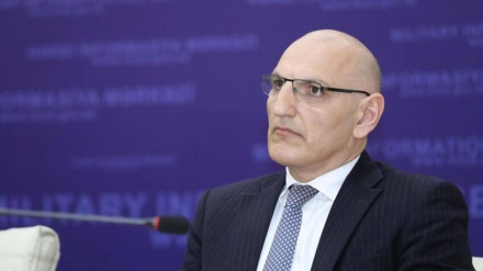 Բաքուն շարունակում է պահանջել փոխել Հայաստանի Սահմանադրությունը
