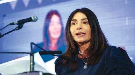 בג