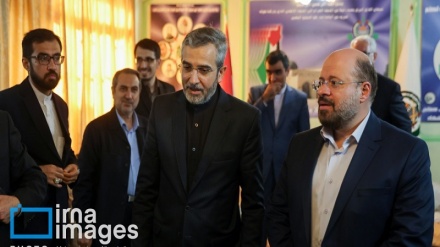 د ایران او د مقاومت ډلو ایډیل د اسلام د بیرغ لوړتیا ده