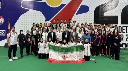 Manille: Les équipes juniors iraniennes remportent le championnat d'Asie de Karaté