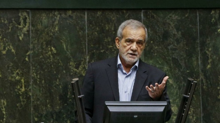 Pezeşkian: Parahatçylyk, duýgudaşlyk we jebislik bilen üstünlige ýetip boljakdyr