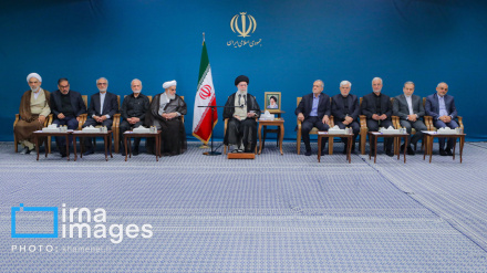Mtazamo wenye uono mpana wa Ayatullah Khamenei kuhusu namna ya kuamiliana na adui katika sera za nje