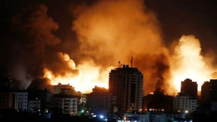 Gazze'nin farklı bölgelerine yönelik yoğun bombardımanlar devam ediyor