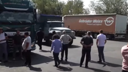 Տպավորություն է, որ մենք շուկայից դուրս ենք մնում. արտահանող բեռնատարների վարորդների բողոքի ակցիան՝ Երևանում