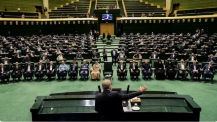 Pezeşkianyň Kabinetine teklip edilen ähli ministrlere Eýranyň Yslam Şura Mejlisi ynam sesini berdi 