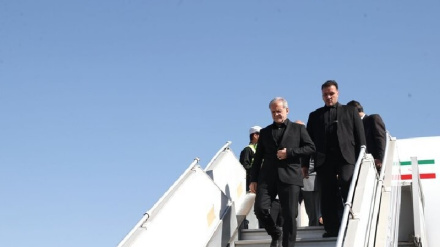 הנשיא פזשכיאן הגיע לעיר משהד הקדושה