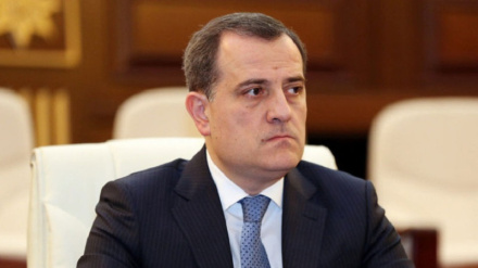 «Մասամբ խաղաղությունը» տարբերակ չէ. Հայաստանը պետք է սահմանադրական փոփոխությունների միջոցով մեկընդմիշտ հրաժարվի տարածքային պահանջներից. Բայրամով
