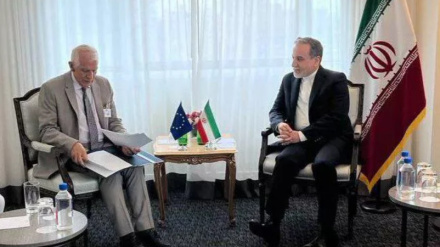 Բորելը Իրանի ԱԳ նախարարի հետ քննարկել է միջուկային գործարքի շուրջ բանակցությունների հարցը