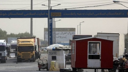 ۵۰۰ کامیون معطل مانده در گمرک اسلام قلعه به ایران بازگشتند 