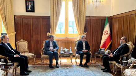 Xarici Koon Vəzir:İroni prinsipiyalə siyosət bə mığoviməti dastək doeye