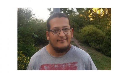 Sosyal şəbəkonədə de hokuməti tənğıdi band materialon pevolo kardə I-minə qrup əlil Famil Xəlilov 28 ruje ki, dəstqirətiədə vəşiəti aksiya dəvom kardedə.