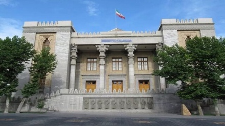 Թեհրանում  Բրիտանիայի, Ֆրանսիայի , Նիդերլանդների և Գերմանիայի ներկայացուցչությունների  ղեկավարները կանչվել են Իրանի  ԱԳՆ