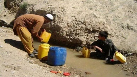 باشندگان ولسوالی چهارکنت ولایت بلخ از عدم دسترسی به آب آشامیدنی و خدمات صحی شکایت دارند