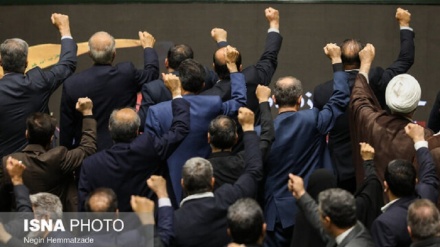 İran İslami Şura Meclisi milletvekillerinden direniş eksenine destek bildirisi