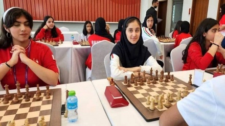 学生チェス世界大会でイラン代表が準優勝