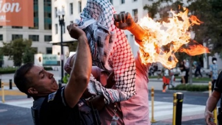 Selbst-Inbrandsetzung eines Demonstranten vor Weißem Haus zur Unterstützung für Gaza und Libanon