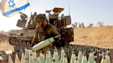 په سیمه کې کوم هیواد اسراییلي وسلو فولاد تامینوي ؟