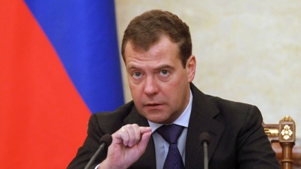 Medvedev i bën thirrje Bidenit që të kërkojë vrasësit e Trump mes tyre, jo tek iranianët