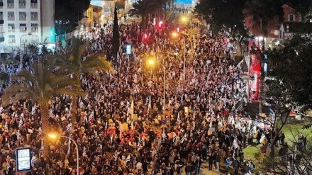 Le manifestazioni a Tel Aviv per fermare la guerra nella Striscia di Gaza