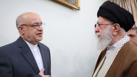 Дидори сафири ҷонбози Эрон дар Лубнон бо Раҳбари инқилоби исломӣ