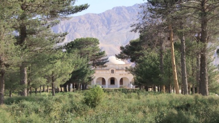 قصر جهان‌نما در سمنگان، مقصد مورد علاقه گردشگران داخلی و خارجی 