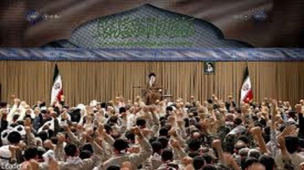 دیدار هزاران نفر از بسیجیان ایران با رهبر انقلاب