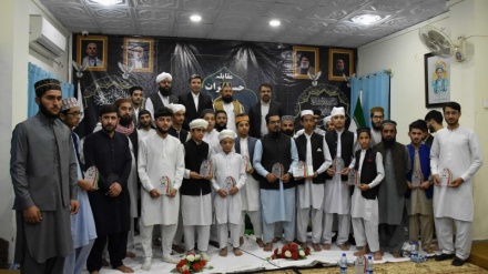 Gare di lettura del Corano in Pakistan in memoria dei martiri del fronte della resistenza