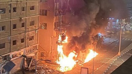 Hezbollahu lëshon raketa me rreze të gjatë veprimi drejt Tel Avivit