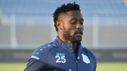 Masoud Juma wa Kenya ajiunga na Klabu ya Soka ya Esteghlal ya Iran