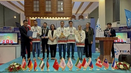 L'Université iranienne des sciences et technologies remporte le concours Eurasia FIRA Open 2024