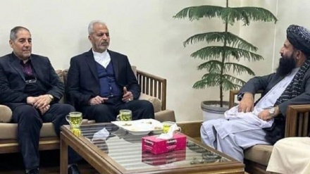 کابل کښې د ایران نوي سفیر په رسمي توګه کار پیل کړ