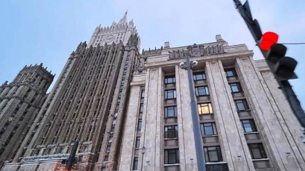 Rusia dëbon diplomatin britanik me akuzën e spiunazhit