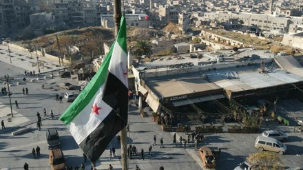 Bombardohet selia e terroristëve në Siri
