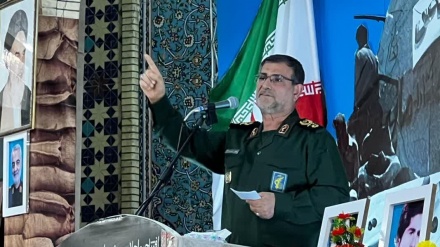 IRGC fillon ndërtimin e anijeve të afta për të mbajtur raketa me dirigjim