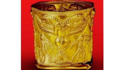 Së bashku me thesaret historike të Iranit (7)