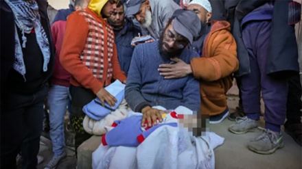 গাজায় আরো এক শিশু ঠাণ্ডায় জমে মারা গেছে, হাসপাতালে হামলায় ৭ জন শহীদ