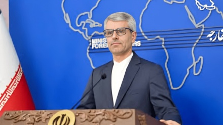 İron  sionist rejimi tərəfo Suriyə əsosə mərkəzon miyono bardeş məhkum karde