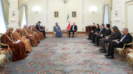Pezeshkian: Promovimi i paqes dhe sigurisë në rajon , bota myslimane është qasja praktike e Iranit