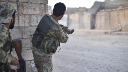 Halep'te Kürt güçleri ile silahlı gruplar arasında çatışma