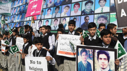 د پيښور د  اې پي ایس د زده کونکو د وژلې غمیزه به د پاکستان ولس هیڅکله هم هیره نه کړي  