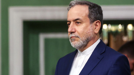 Ərağçi:İron iyən Misr bə mıştərəkə hoviyyət və mədəniyyəti malike