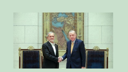 Pezeşkiyan: Suriyadakı proseslər ölkənin ərazi bütövlüyünün qorunması ilə yanaşı olmalıdır