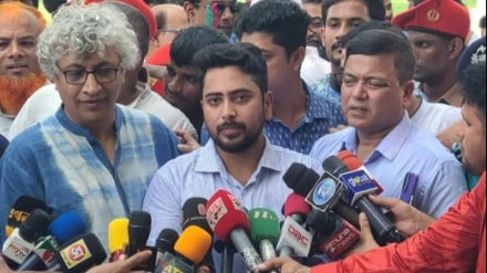 ‘দোসর’ বলার জন্য বিএনপি নেতা সালাহউদ্দিনকে ক্ষমা চাইতে হবে: নাহিদ