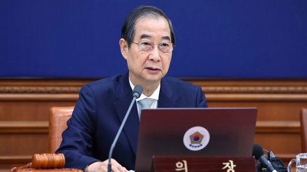 Parlamenti i Koresë së Jugut shkarkon Presidentin në detyrë Han Duck-soo